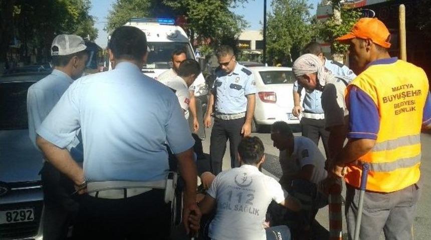 İn&ouml;n&uuml; Caddesi&rsquo;nde Kaza: 1 Yaralı