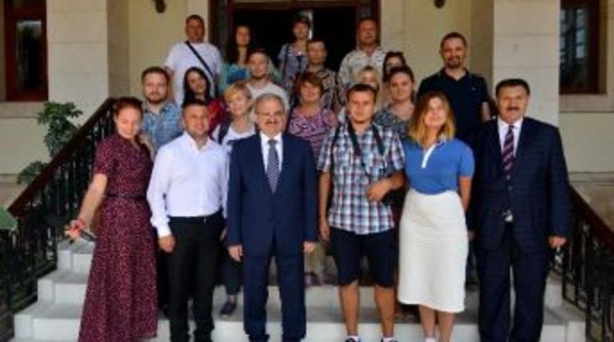 Ukrayna Antalya&rsquo;ya En &Ccedil;ok Turist G&ouml;nderen İkinci &Uuml;lke