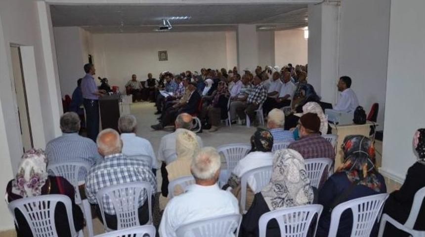 Hacı Adaylarına, Tanışma Ve Bilgilendirme Toplantısı D&uuml;zenlendi