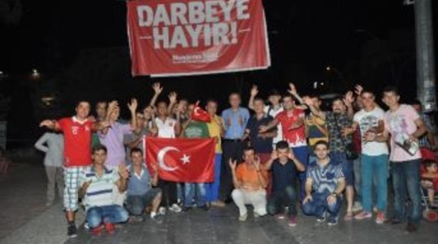 İşitme Engellilerden Demokrasi N&ouml;beti