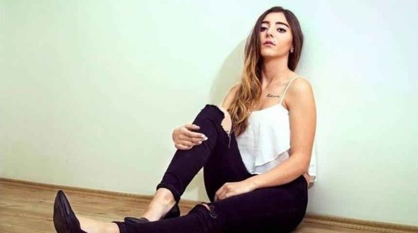 Gen&ccedil; Fotomodelin Katil Zanlıları Her Yerde Aranıyor