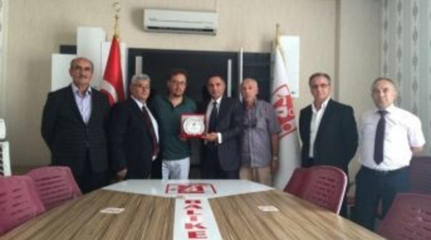 İstanbul Balıkesirliler Derneği&rsquo;nden Başkan &Ccedil;ift&ccedil;i&rsquo;ye Ziyaret