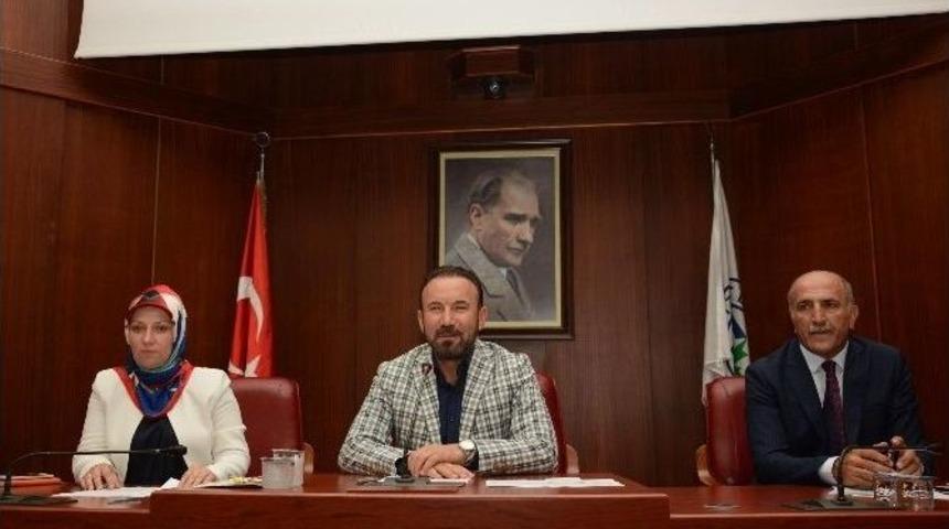 İzmit Belediyesi&rsquo;nin Ağustos Meclis Toplantısı Yapıldı