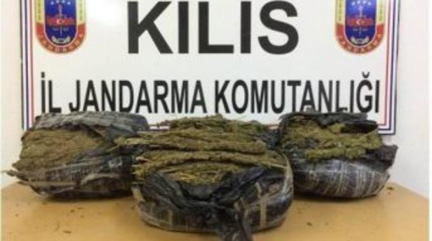 8 Kilo 400 Gram Kubar Esrar Maddesi Ele Ge&ccedil;irildi