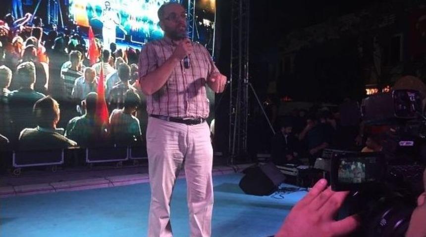 Prof. Dr. Erhan Afyoncu: &ldquo;fet&ouml;, İnsanlık Tarihinin En Aşağılık &Ouml;rg&uuml;t&uuml;&rdquo;