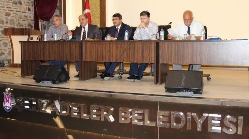 Manisa&rsquo;da Bir Meydanın Adı &lsquo;15 Temmuz Demokrasi Meydanı&rsquo; Olarak Değiştirildi