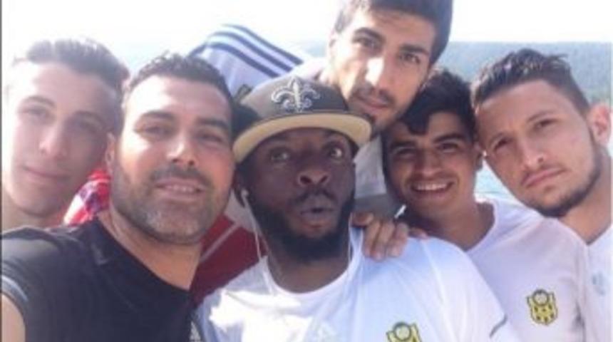 Yeni Malatyaspor&rsquo;da Kampın Neşe Kaynağı Nijeryalı Sunday Mba