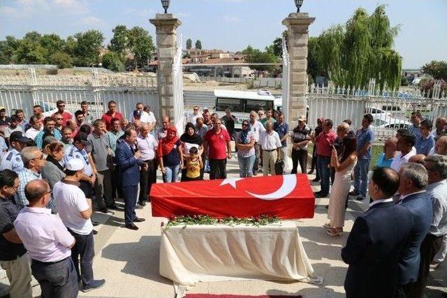 Edirne Belediyesi Önünden Son Yolculuğuna Uğurlandı