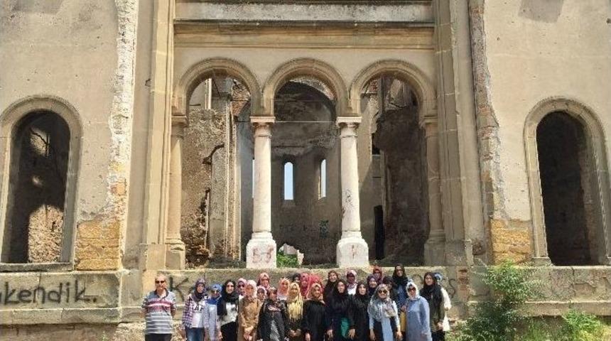 İmam Hatip Lisesi &Ouml;ğrencileri Osmaneli&rsquo;yi Gezdi