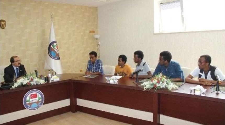 Vali H&uuml;seyin Avni Coş&rsquo;a Tebrik Ziyaretleri S&uuml;r&uuml;yor