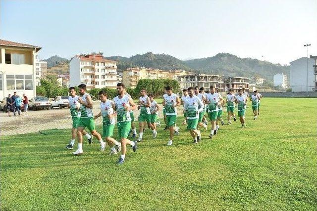 Salihli Belediyespor Sezonu Dualarla Açtı