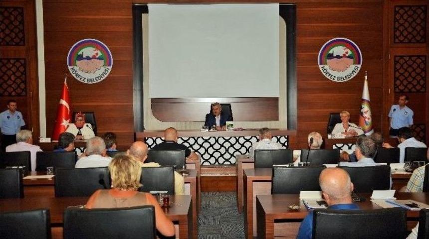 K&ouml;rfez Belediyesi Ağustos Ayı Meclis Toplantısını Yaptı