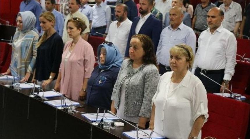 Gebze Kent Meydanı&rsquo;nın İsmi "15 Temmuz Milli İrade Kent Meydanı" Olarak Değiştirildi