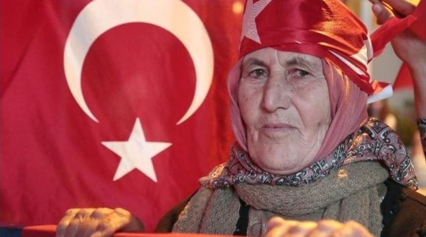 Nevşehir Darbe Ve Darbecilere Karşı Demokrasi N&ouml;betinin 19. G&uuml;n&uuml;nde