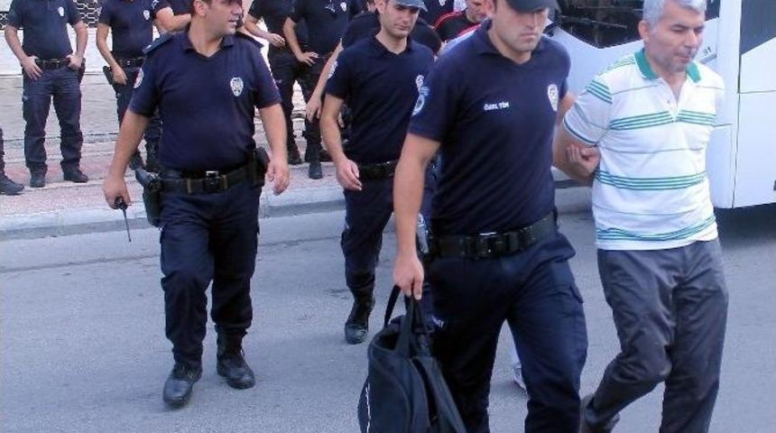 Mersin&rsquo;de Fet&ouml; Soruşturmasında 8 Kişi Adliyeye Sevk Edildi