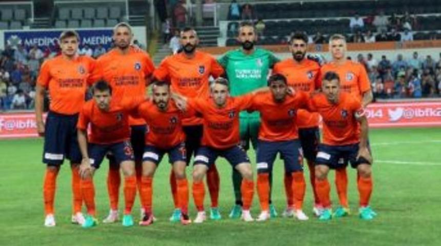 Medipol Başakşehir, Tur Peşinde