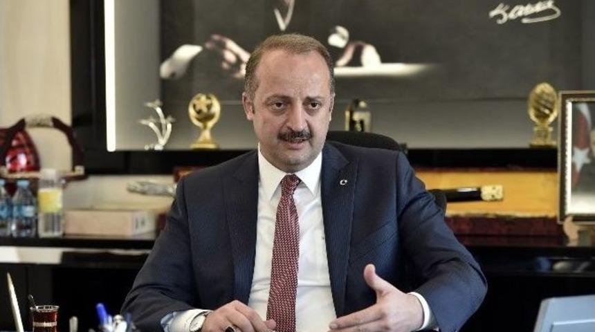 Ankara Mamak&rsquo;ta Kentsel D&ouml;n&uuml;ş&uuml;m Projesi Hızla Devam Ediyor