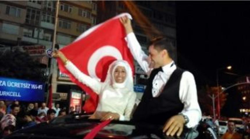 Nikahtan Önce Demokrasi Yürüyüşüne