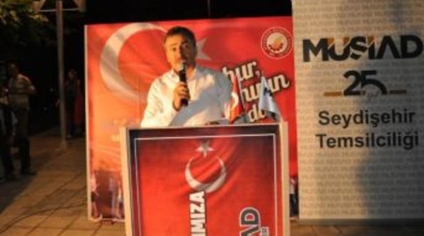 Başkan Tutal, Anı Defterine Duygularını Yazdı