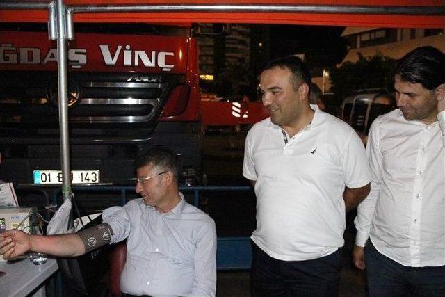 Demokrasi Nöbetinde Sağlık Hizmeti