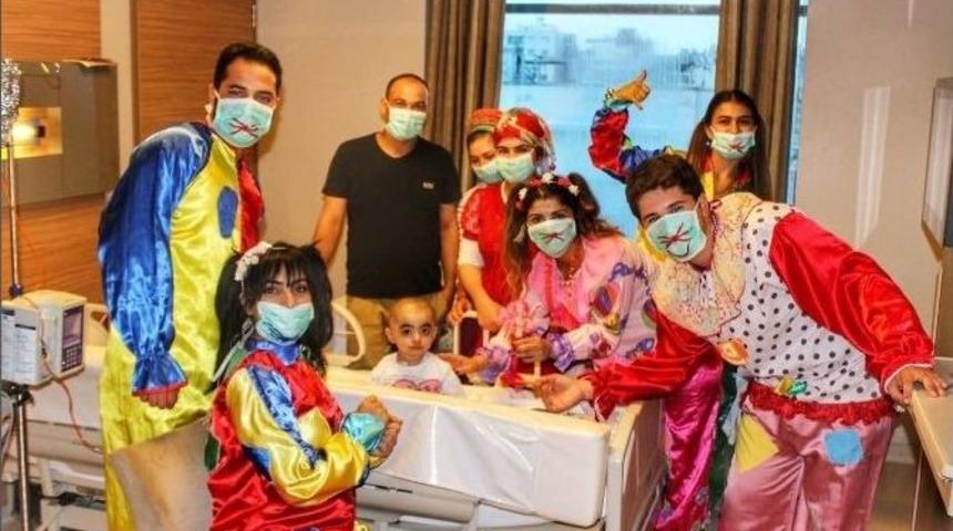 Adanalı Chp&rsquo;li Gen&ccedil;ler &ldquo;bir Umut Bin Mutluluk&rdquo; Projesiyle &Uuml;&ccedil;&uuml;nc&uuml; Oldu