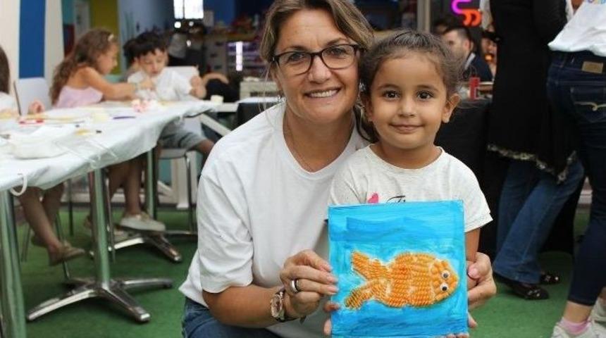 Minikler, Makarnaları Hayallerine G&ouml;re S&uuml;sledi