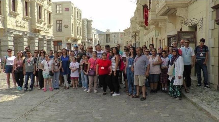 Down Sendromlu &Ouml;ğrenciler, Kocaeli&rsquo;de Film Palatosunu Gezdi