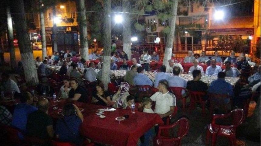 Demokrasi N&ouml;betinin Yeri Değişti