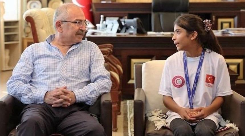 Vali Yaman Cansu Alınca&rsquo;yı Tebrik Etti