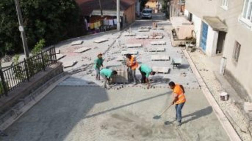 Başiskele Sokakları Parke Yollar İle Yenileniyor