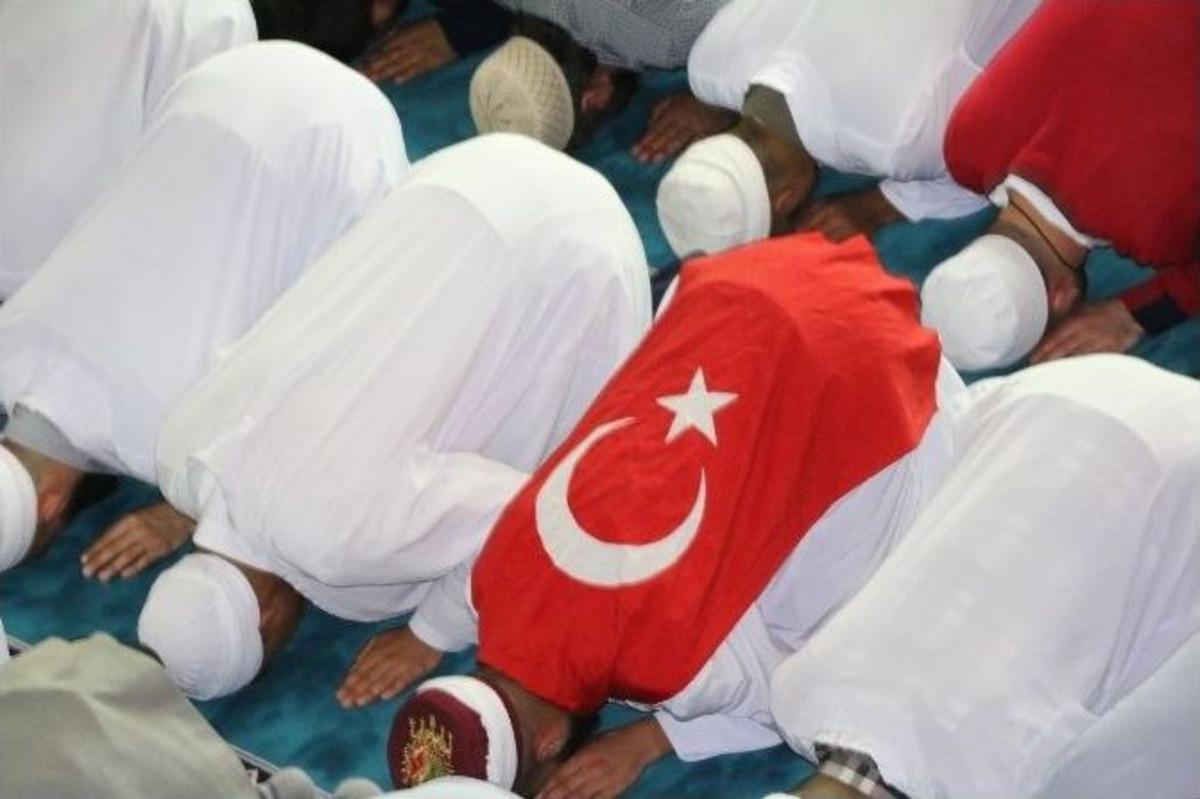 Erzurum Vuslat Derneği 19 G&uuml;nd&uuml;r Ayakta