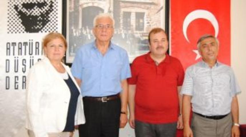 30 Ağustos&rsquo;ta Alanlardayız