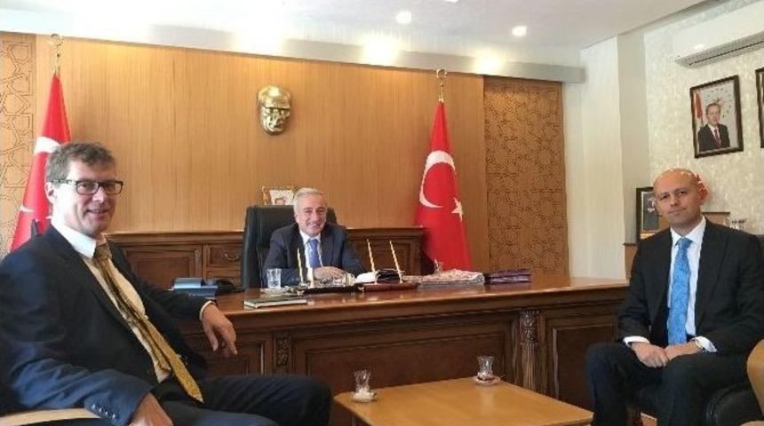 Ewv Turkey Holding Ve Kayserigaz&rsquo;dan Vali S&uuml;leyman Kam&ccedil;ı&rsquo;ya Ziyaret