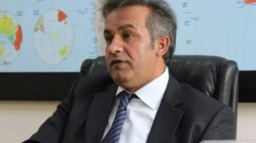 Şair Er&ccedil;al&rsquo;dan Fet&ouml;&rsquo;c&uuml;lere Darbe Şiiri