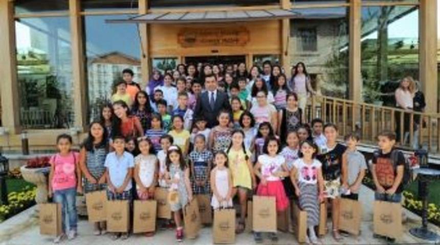 Aile Yaşam Merkezi Kursiyerleri İle Belediye Başkanı Bir Araya Geldi