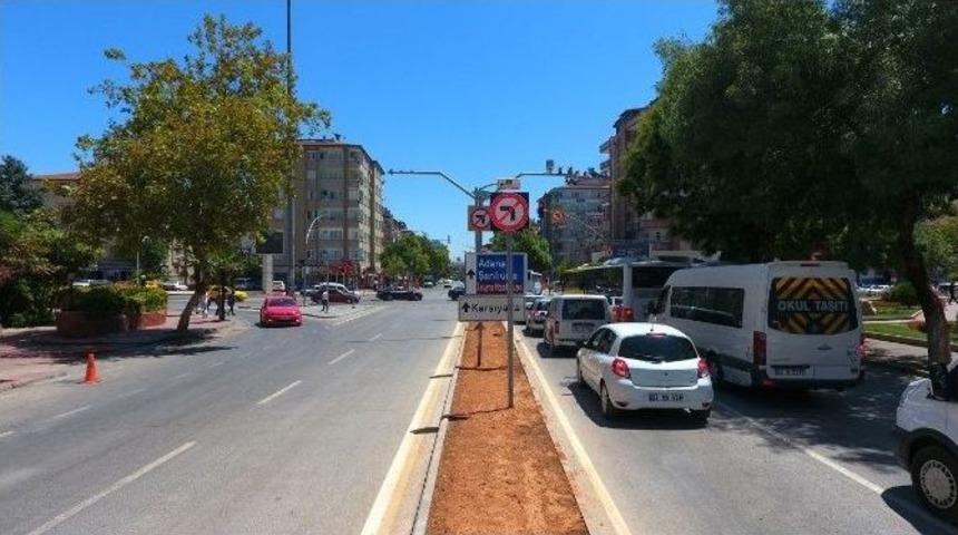 Sola D&ouml;n&uuml;ş Yasakları Trafiği Rahatlattı
