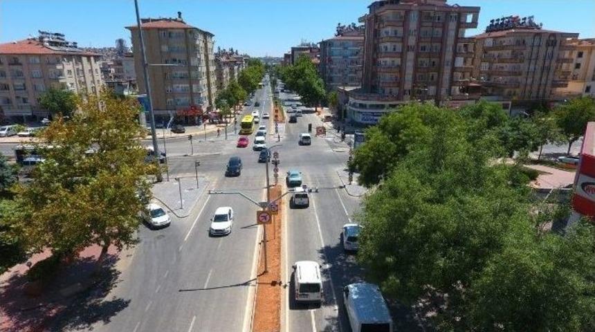 Sola D&ouml;n&uuml;ş Yasakları Trafiği Rahatlattı