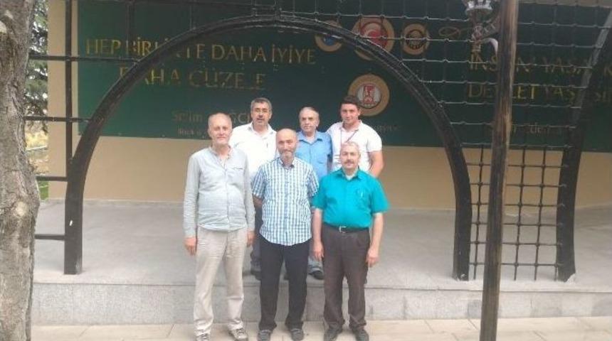 Yazar Mustafa Akg&uuml;n Bilecik&rsquo;e Hayran Kaldı