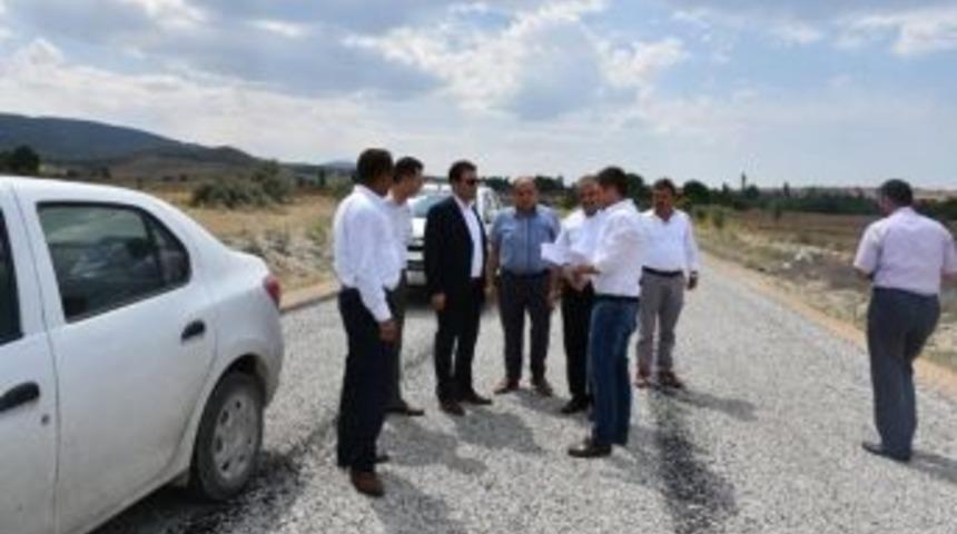 Kaymakam Irgatoğlu K&ouml;y Yollarında İncelemelerde Bulundu