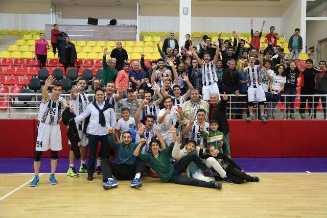 Melikgazi Belediyespor Basketbol Takımı 2. Ligde…