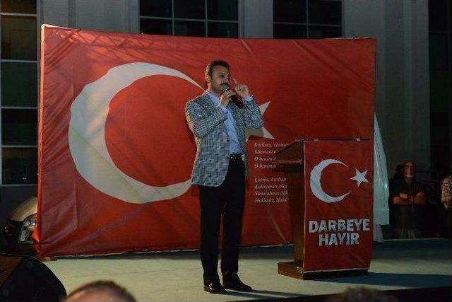 Başkan Külcü, Alaca’da Demokrasi Nöbetine Katıldı