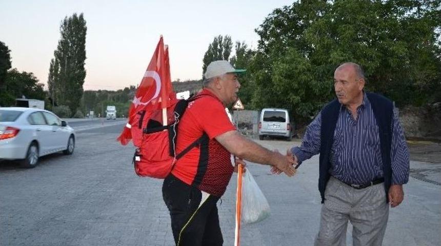 Demokrasi İ&ccedil;in Yollarda