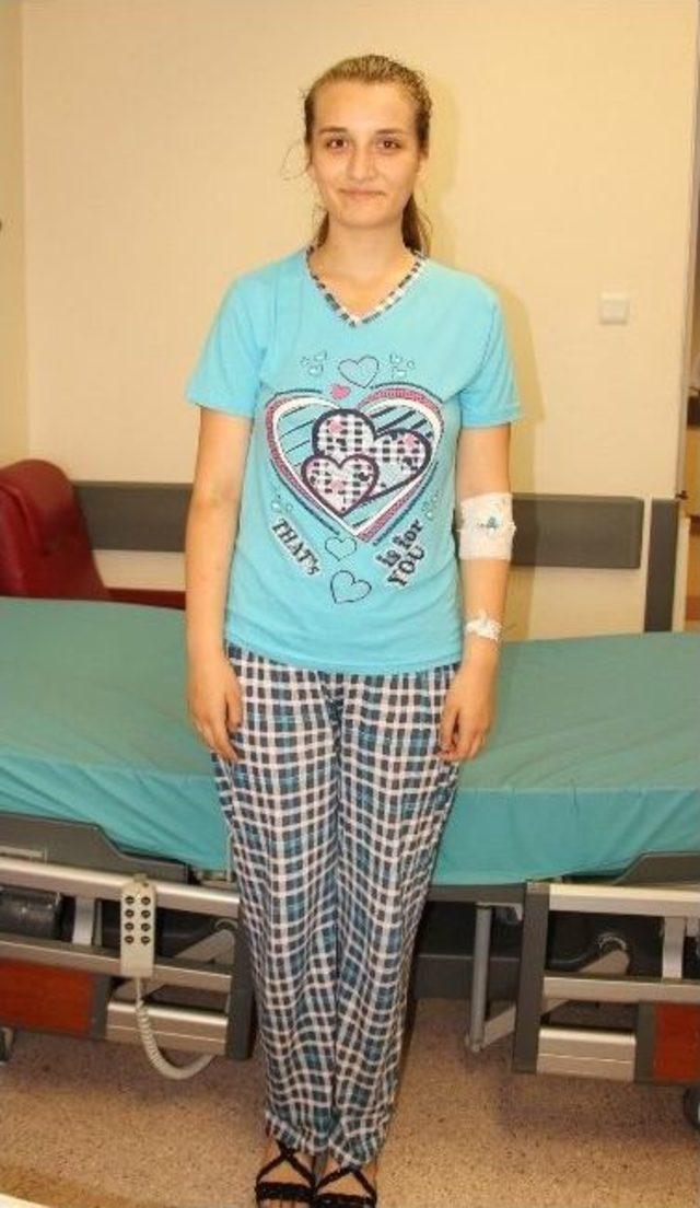 Omurga Eğriliği Olanlar Om&uuml;&rsquo;de Şifa Buluyor 3