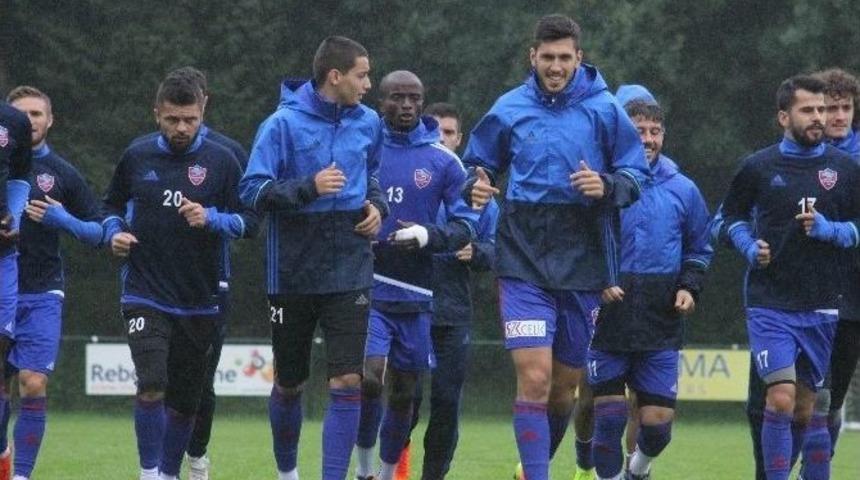 Karabükspor Kamp Çalışmalarına Devam Ediyor