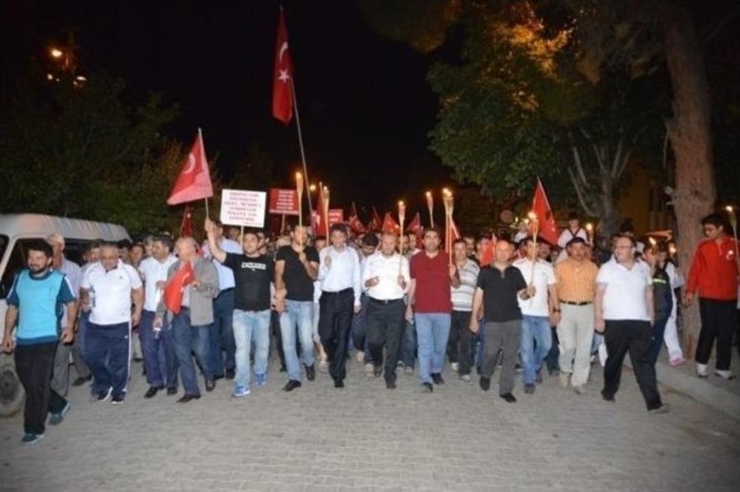 Gediz&rsquo;de &lsquo;demokrasi Ve Milli İrade Y&uuml;r&uuml;y&uuml;ş&uuml;&rsquo; D&uuml;zenlendi