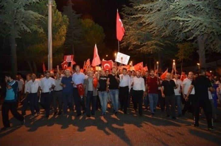 Gediz’de ‘demokrasi Ve Milli İrade Yürüyüşü’ Düzenlendi G3