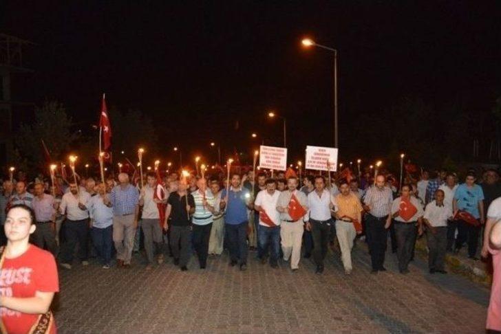 Gediz’de ‘demokrasi Ve Milli İrade Yürüyüşü’ Düzenlendi G5