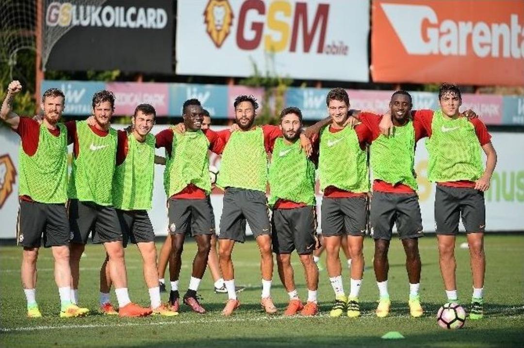 Galatasaray&rsquo;da Hazırlıklar S&uuml;r&uuml;yor