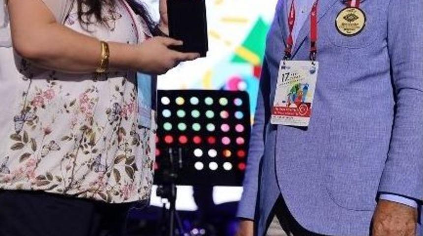 Başkan Akg&uuml;n&rsquo;e &ldquo;onursal Başkanlık&rdquo; Unvanı