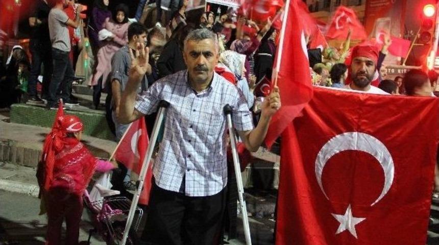 &rsquo;demokrasi N&ouml;beti&rsquo;ne Engelli Vatandaşlardan Destek